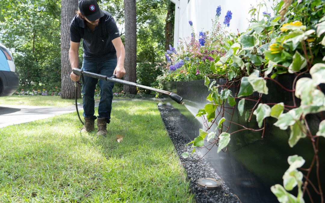 Pressure Wash Your Houston Home To Bring It Back To Life!
