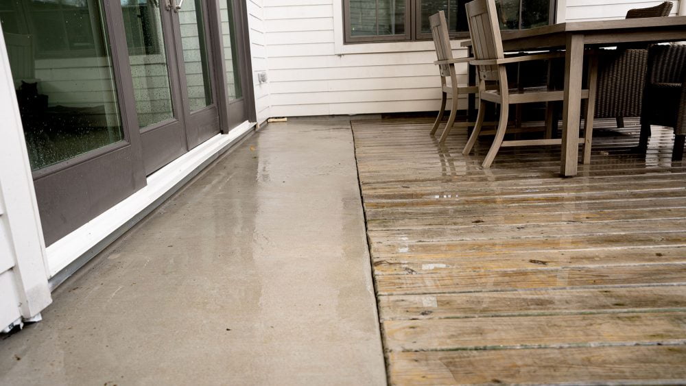 Power Cleaning Patio area in Houston