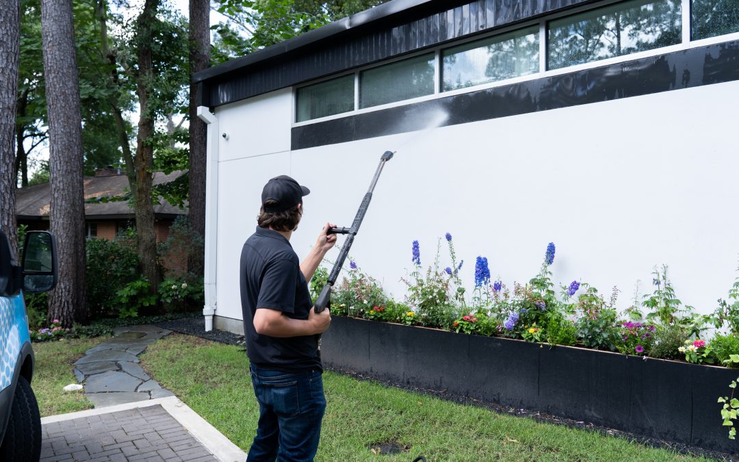 Improving Your Home’s Curb Appeal and Resale Value With Home Pressure Washing in Austin