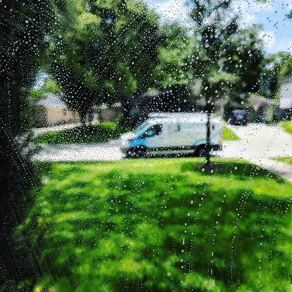 how-to-pressure-wash-your-driveway-the-right-way-geek-window-cleaning